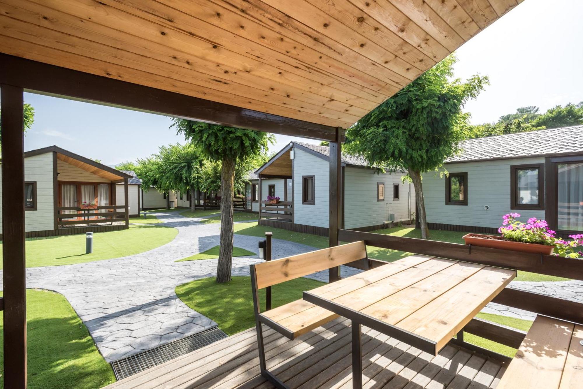Bungalows Stel-Puigcerdà Bagian luar foto